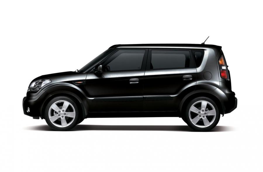  Kia Soul 2008 года  (фото 35 из 141)